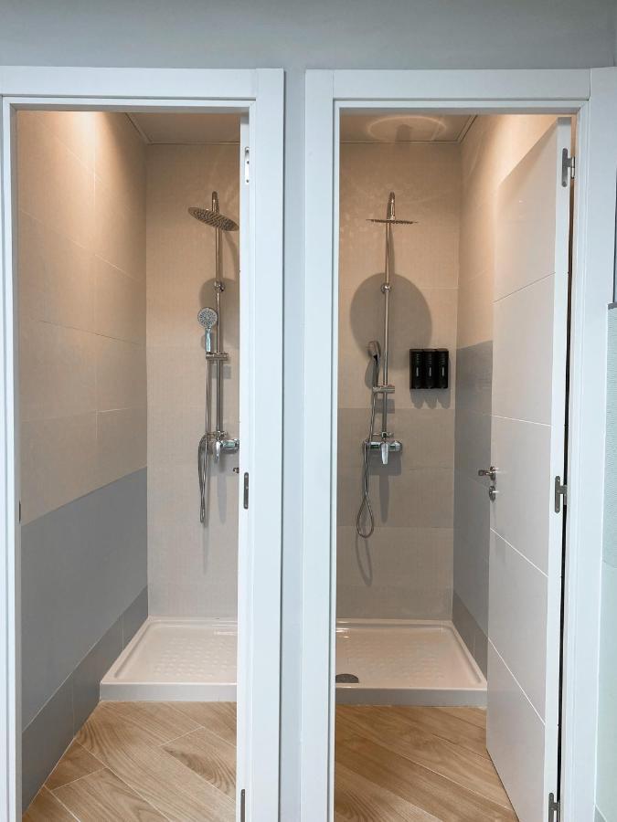 The Pod Suite Hostel Blasco 瓦伦西亚 外观 照片