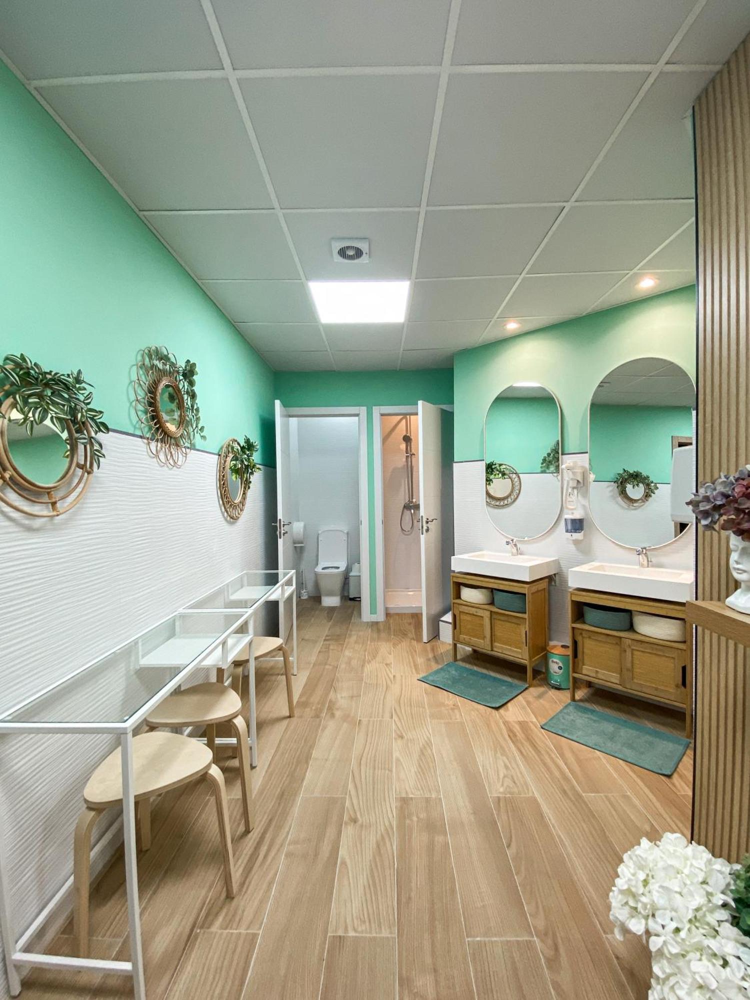 The Pod Suite Hostel Blasco 瓦伦西亚 外观 照片